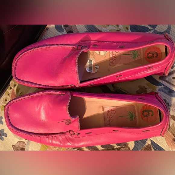 Lilly Pulitzer Fuschia Leather Driving Flats/Moccasins Size 6 *EUC* - Picture 2 of 6